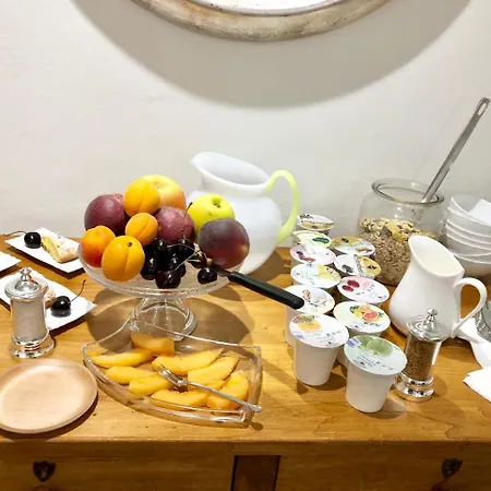 领主广场迪勒旅馆 住宿加早餐酒店 3*